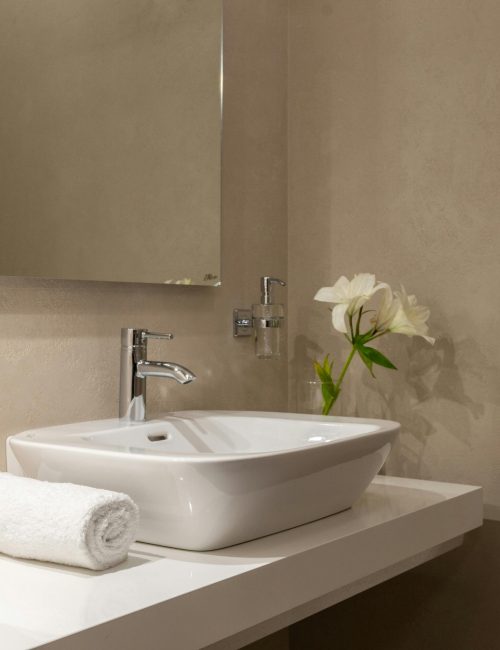 pexels-heyho-7031908